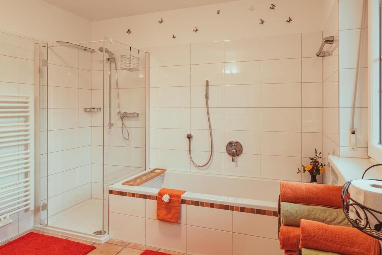 Coraline -Koblach, 6-10 P, 3 Schlafzimmer, Kueche, Riesige Terrasse, Parkplatz, Wifi, Stellplatz Ski Kültér fotó
