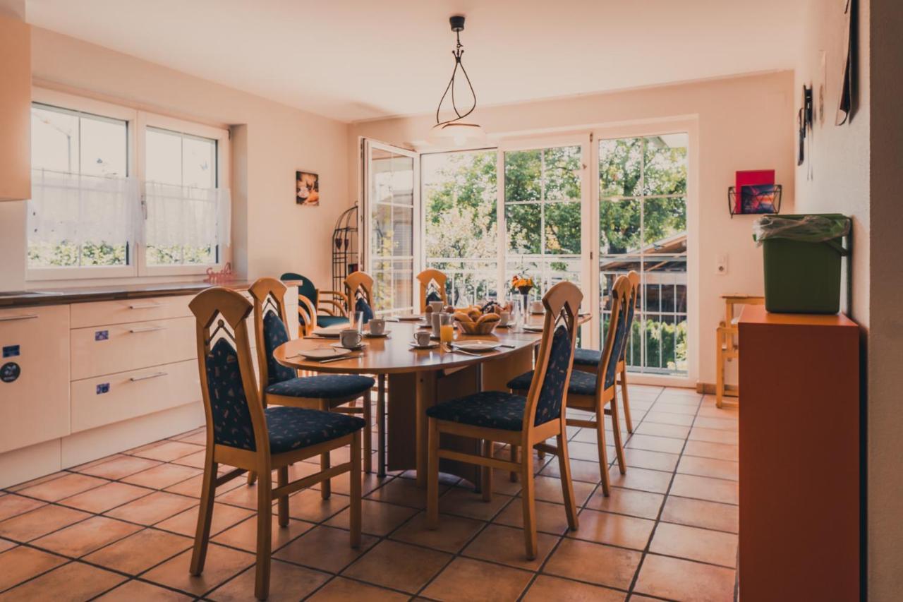 Coraline -Koblach, 6-10 P, 3 Schlafzimmer, Kueche, Riesige Terrasse, Parkplatz, Wifi, Stellplatz Ski Kültér fotó