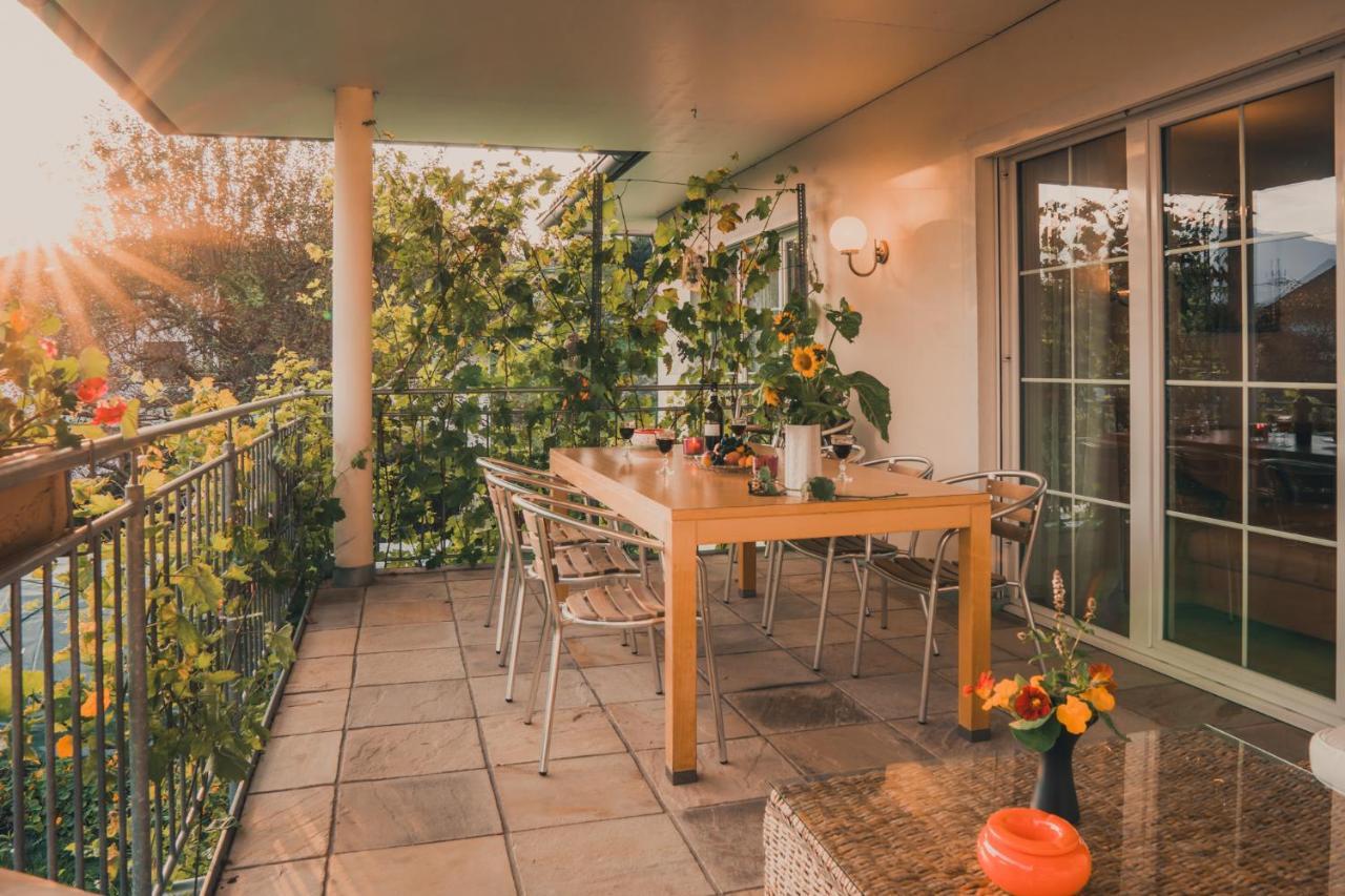 Coraline -Koblach, 6-10 P, 3 Schlafzimmer, Kueche, Riesige Terrasse, Parkplatz, Wifi, Stellplatz Ski Kültér fotó